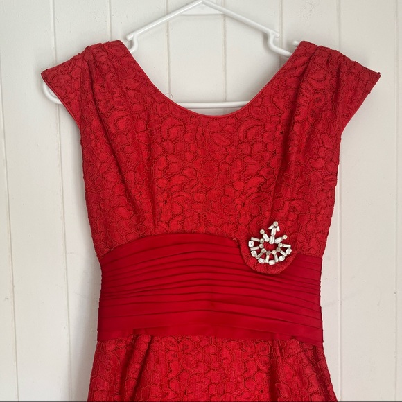 Vintage Red Lace Dress - Picture 3 of 13
